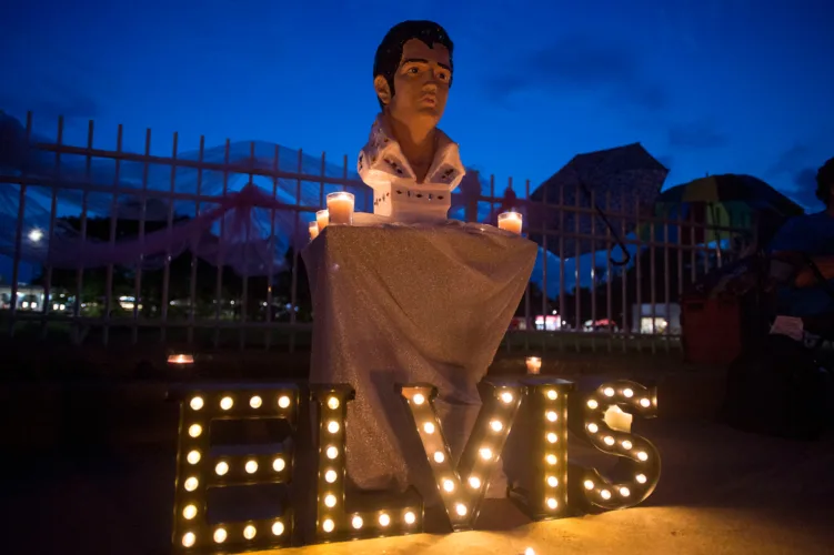 Elvis Endures: Popularity of Elvis Presley's Graceland is a monument to singer’s legacy